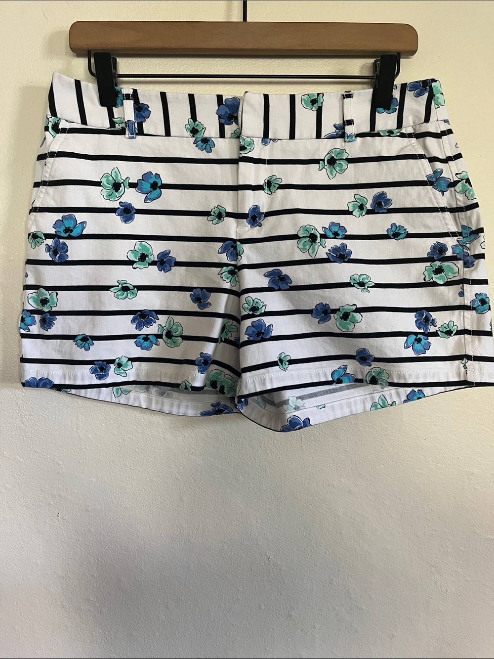 Elle White Striped Floral Bermuda Shorts